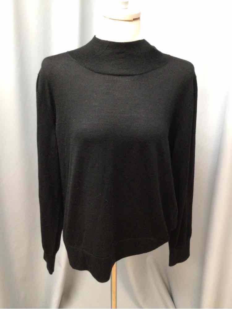 BANANA REPUBLIC SIZE X LARGE Ladies TOP