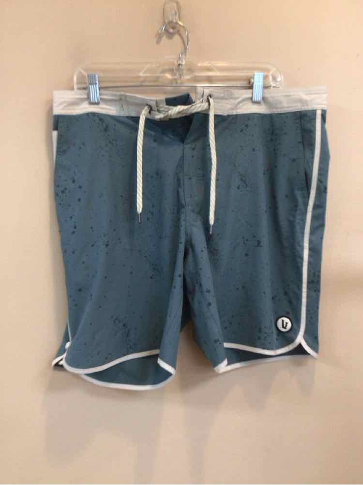 SIZE 34 VUORI Men's SHORTS
