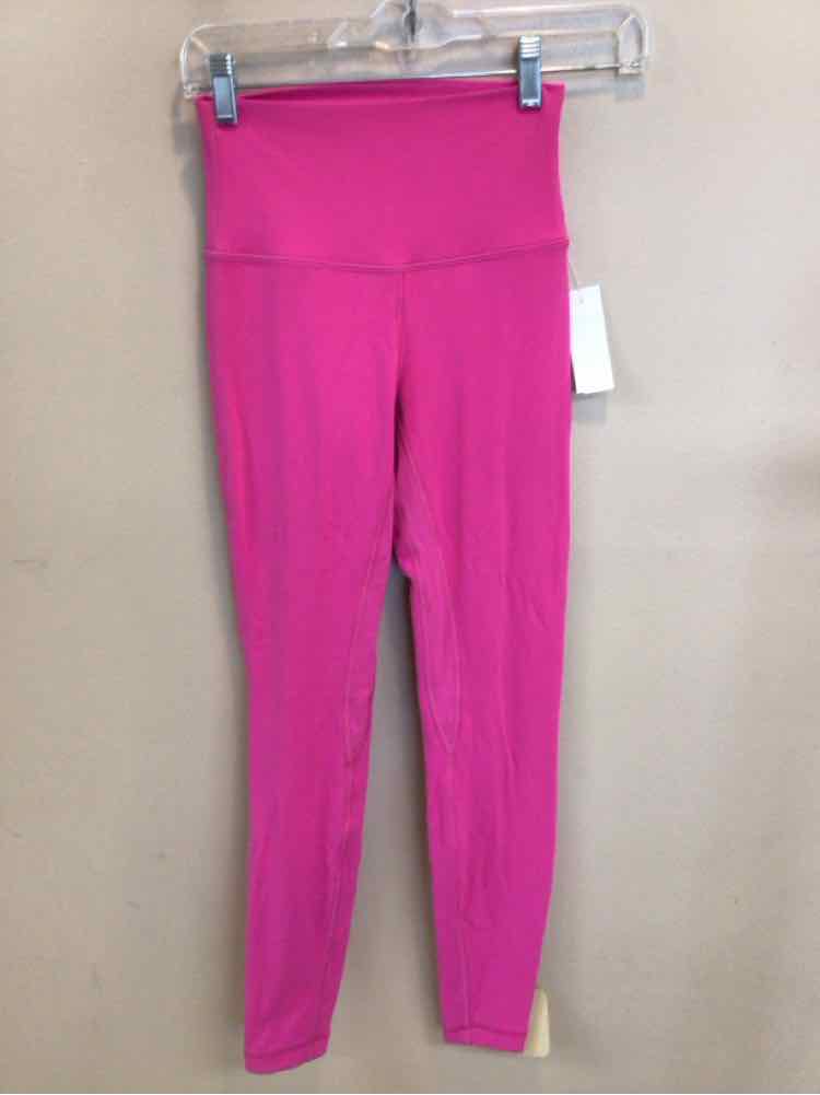 LULULEMON SIZE 4 Ladies EXERCISE
