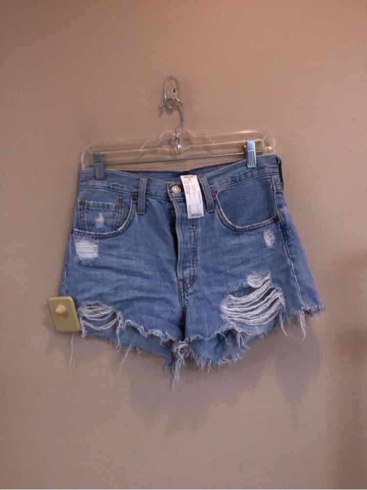 LEVI STRAUSS & CO SIZE 26 Ladies SHORTS