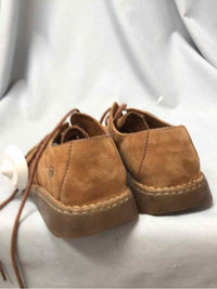 SIZE 9 BORN Men's SHOES