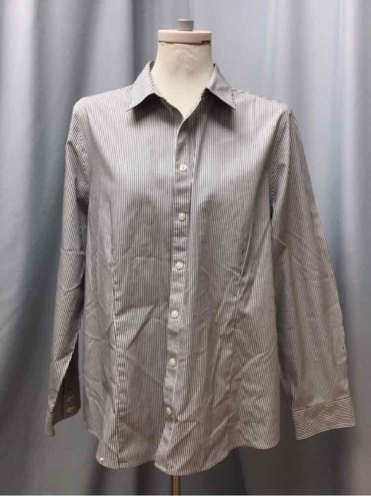 CHICOS SIZE 14 Ladies BLOUSE