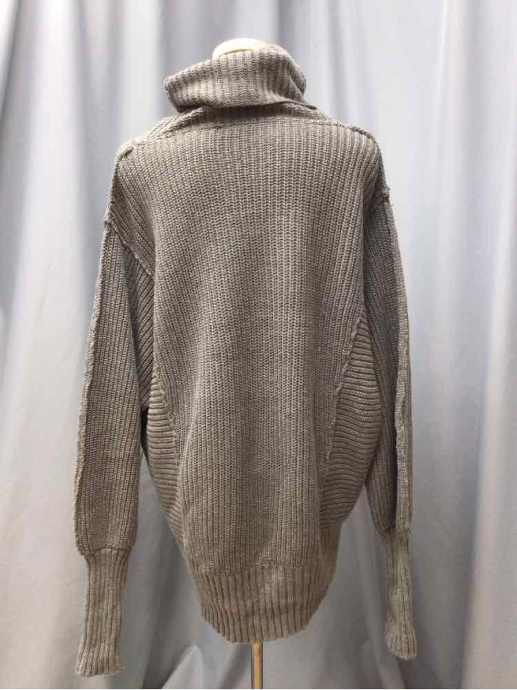 FREE PEOPLE SIZE SMALL Ladies TOP