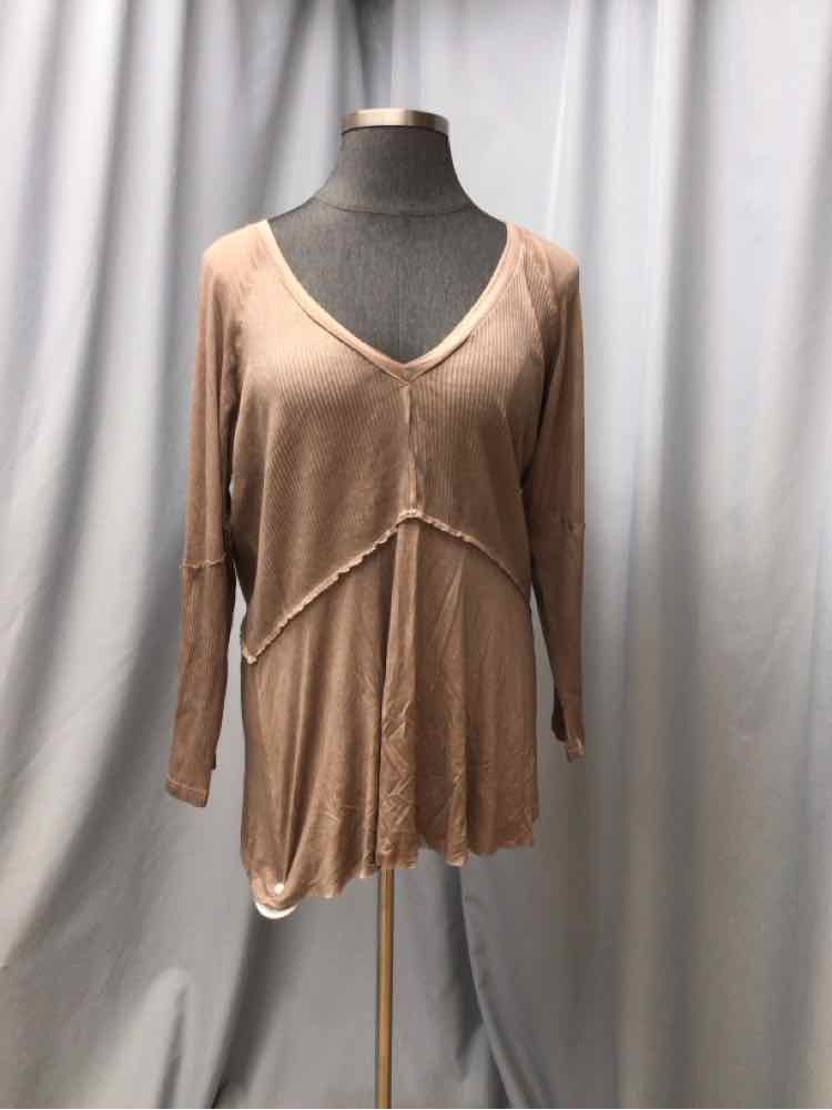 POL SIZE 2 X Ladies TOP