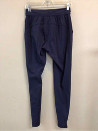 LULULEMON SIZE 4 Ladies EXERCISE