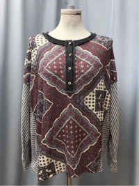SUGAR FOX SIZE SMALL Ladies TOP