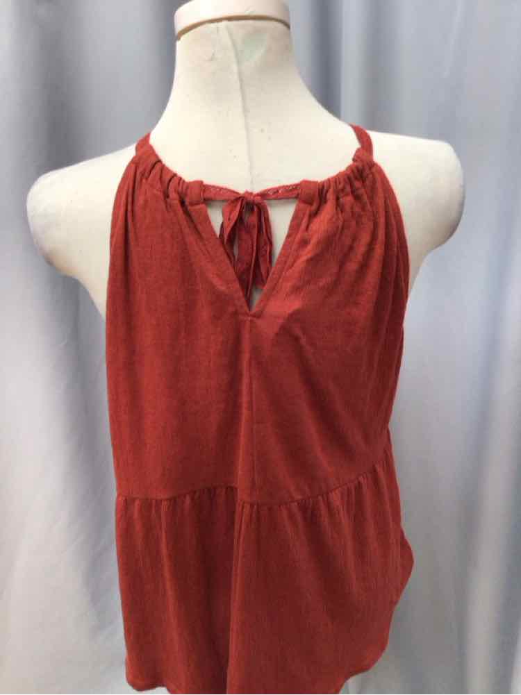 MAURICES SIZE MEDIUM Ladies TOP