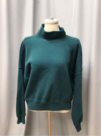 ABERCROMBIE & FITCH SIZE LARGE Ladies TOP