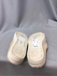 DOLCE VITA SIZE 8 Ladies SHOES