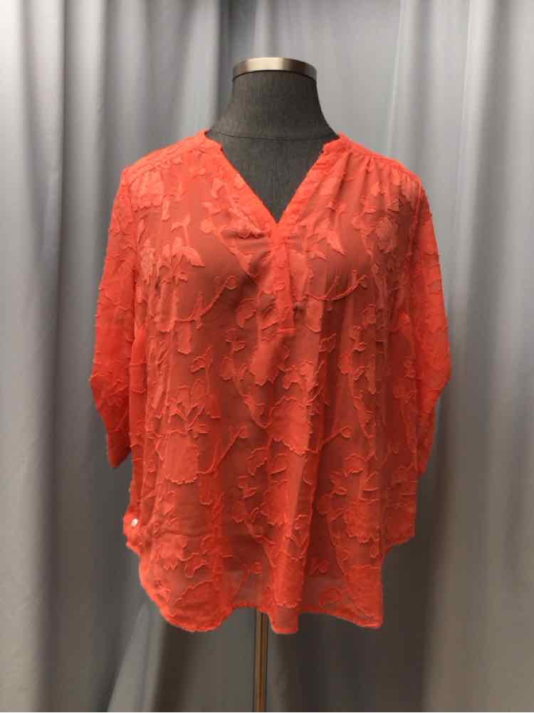 TORRID SIZE 2 X Ladies BLOUSE