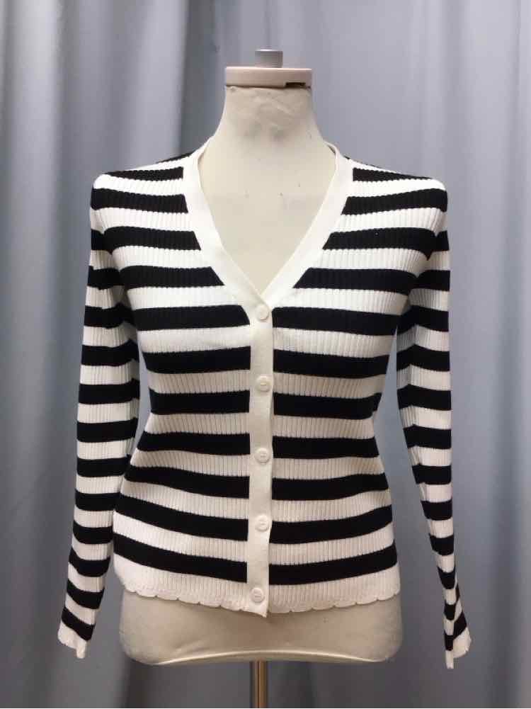 TRUTH SIZE SMALL Ladies TOP