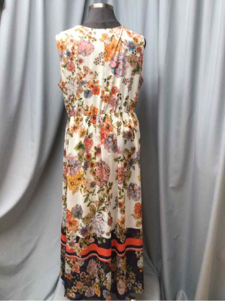 AVENUE SIZE 22/24 Ladies DRESS