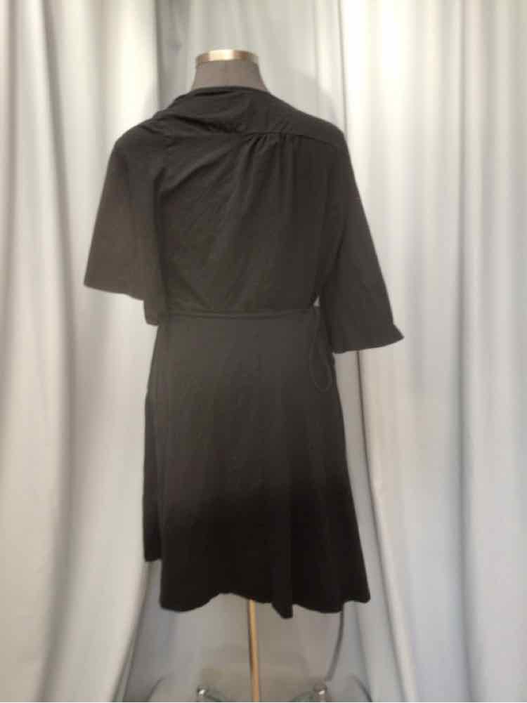 ESHAKTI SIZE 18 Ladies DRESS