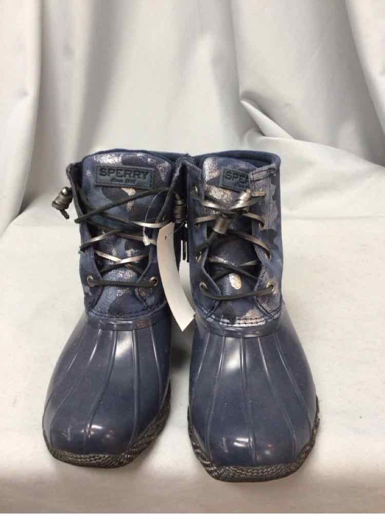 SPERRY SIZE 6 Ladies SHOES