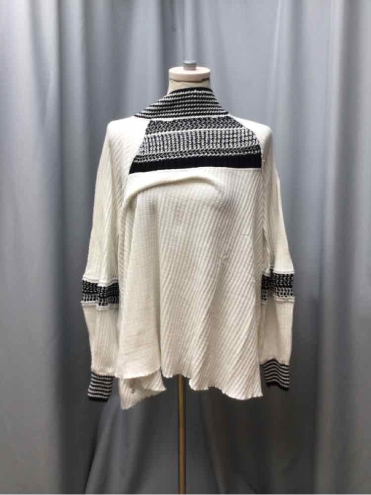 FREE PEOPLE SIZE LARGE Ladies TOP