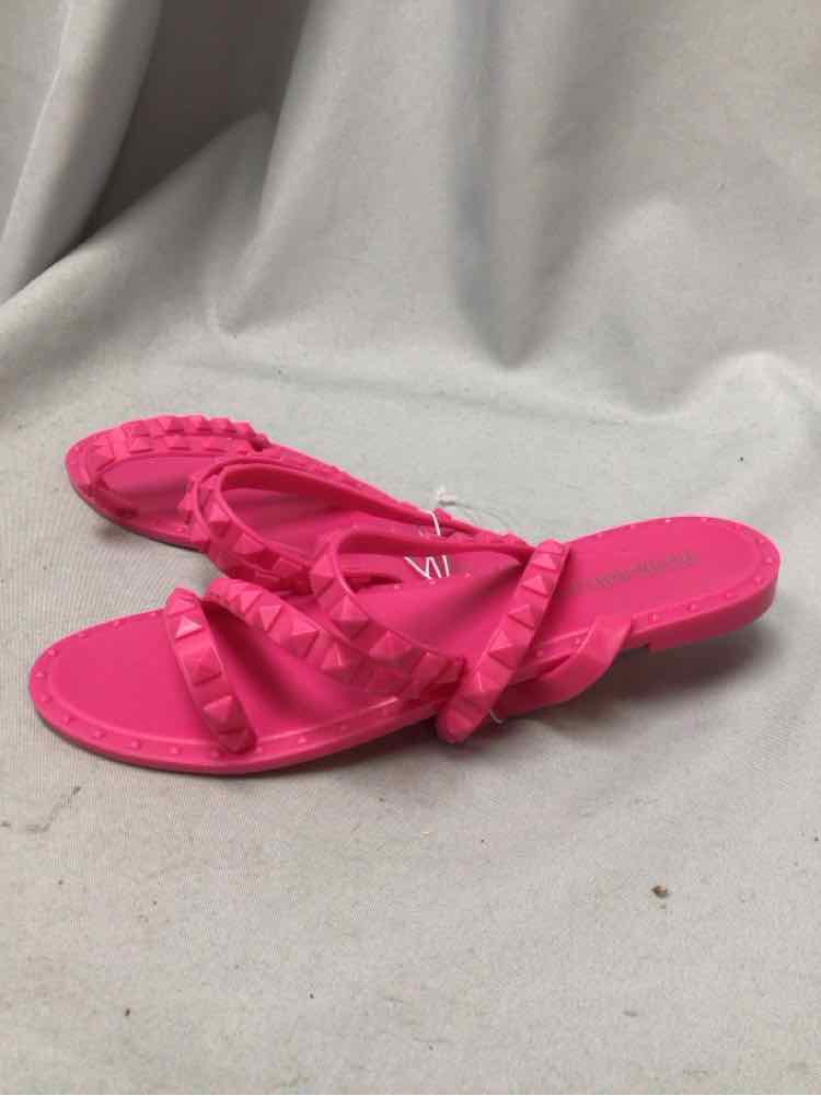 OLIVIA MILLER SIZE 7 Ladies SHOES