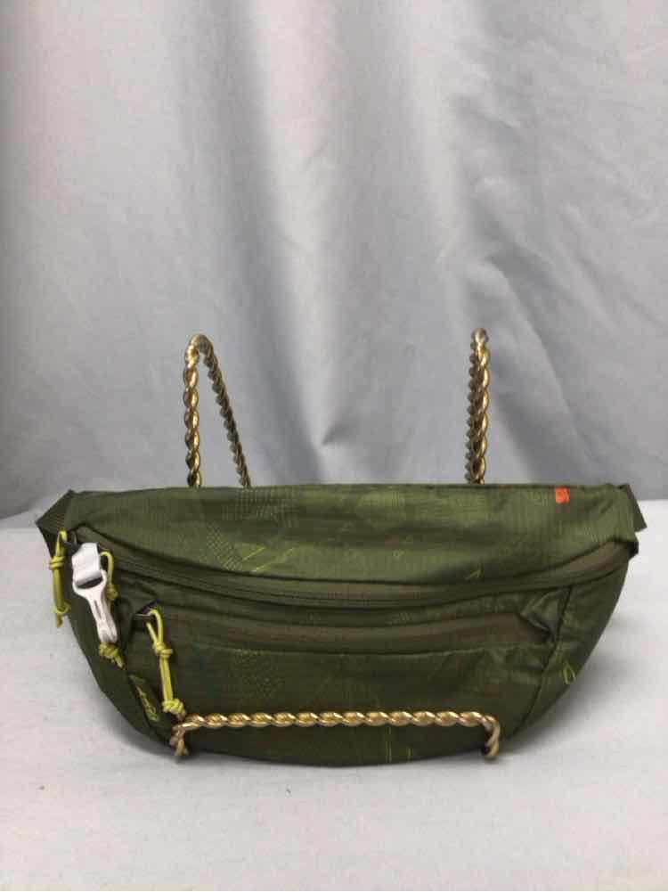 REI SIZE Ladies BAG