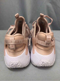 NIKE SIZE 9 1/2 Ladies SHOES