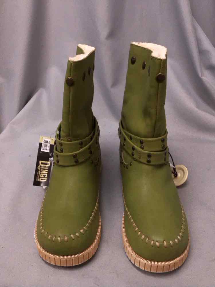 DINGO SIZE 9 Ladies SHOES