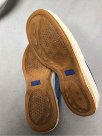 KEDS SIZE 7 1/2 Ladies SHOES