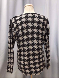 J JILL SIZE SMALL PET Ladies TOP