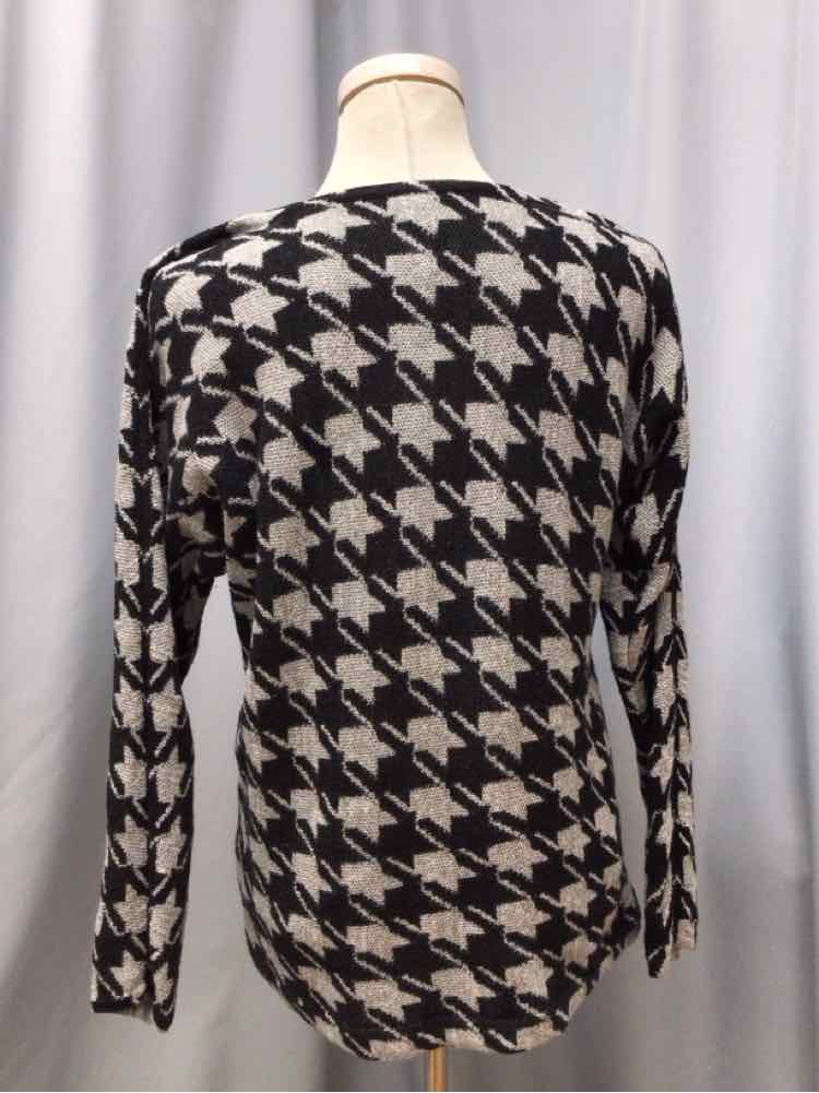 J JILL SIZE SMALL PET Ladies TOP