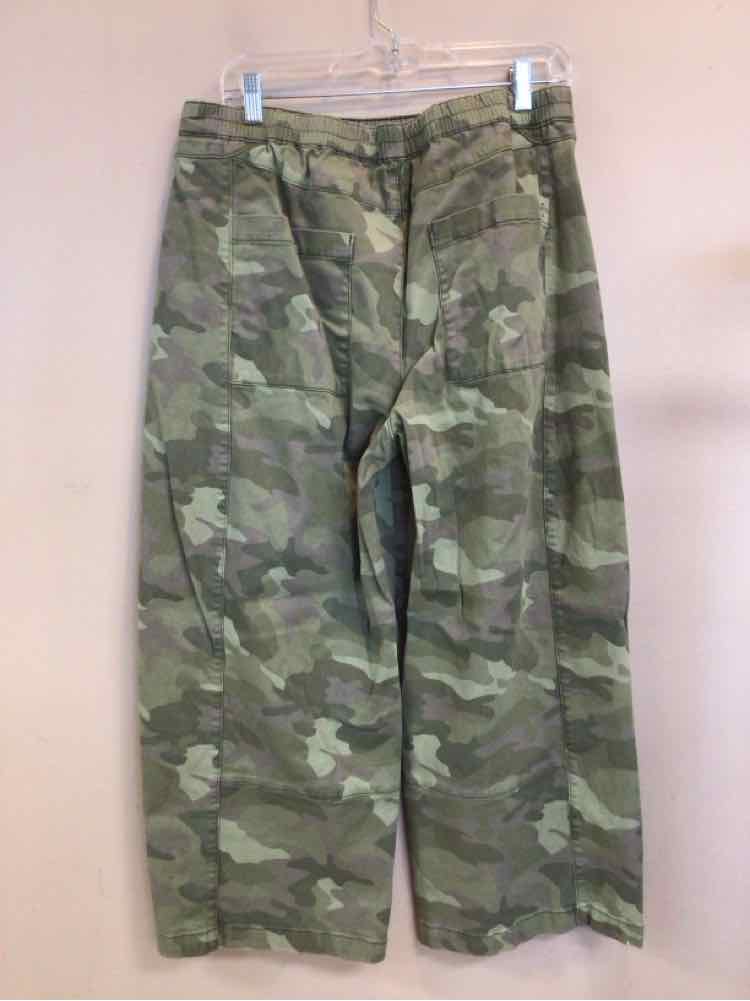 PILCRO SIZE LARGE Ladies PANTS