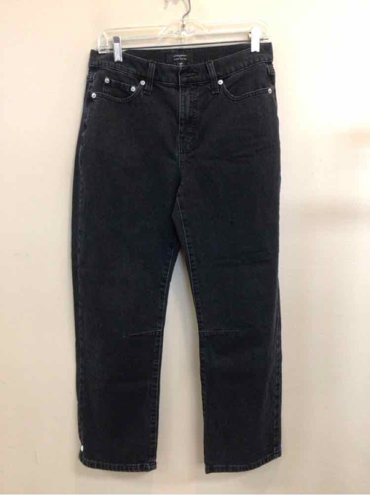 BANANA REPUBLIC SIZE 27 Ladies JEANS