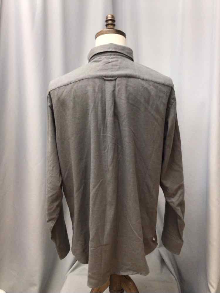 SIZE X LARGE IZOD Men's SHIRTS