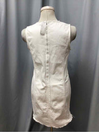 LAUREN SIZE 4 Ladies DRESS