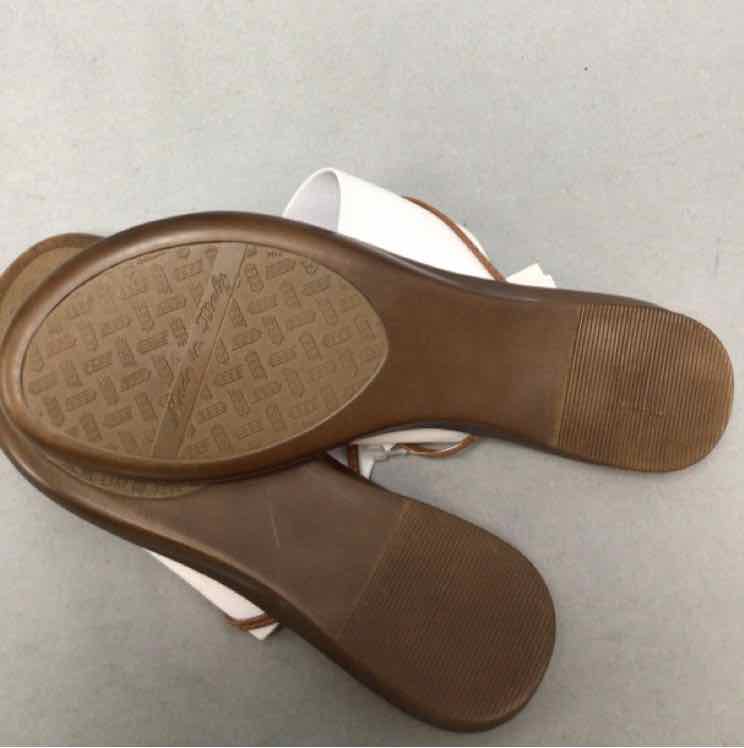 ITALIAN SHOEMAKERS SIZE 6 Ladies SHOES