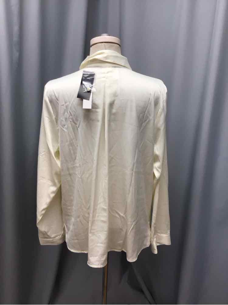 ISAAC MIZRAHI SIZE LARGE Ladies BLOUSE