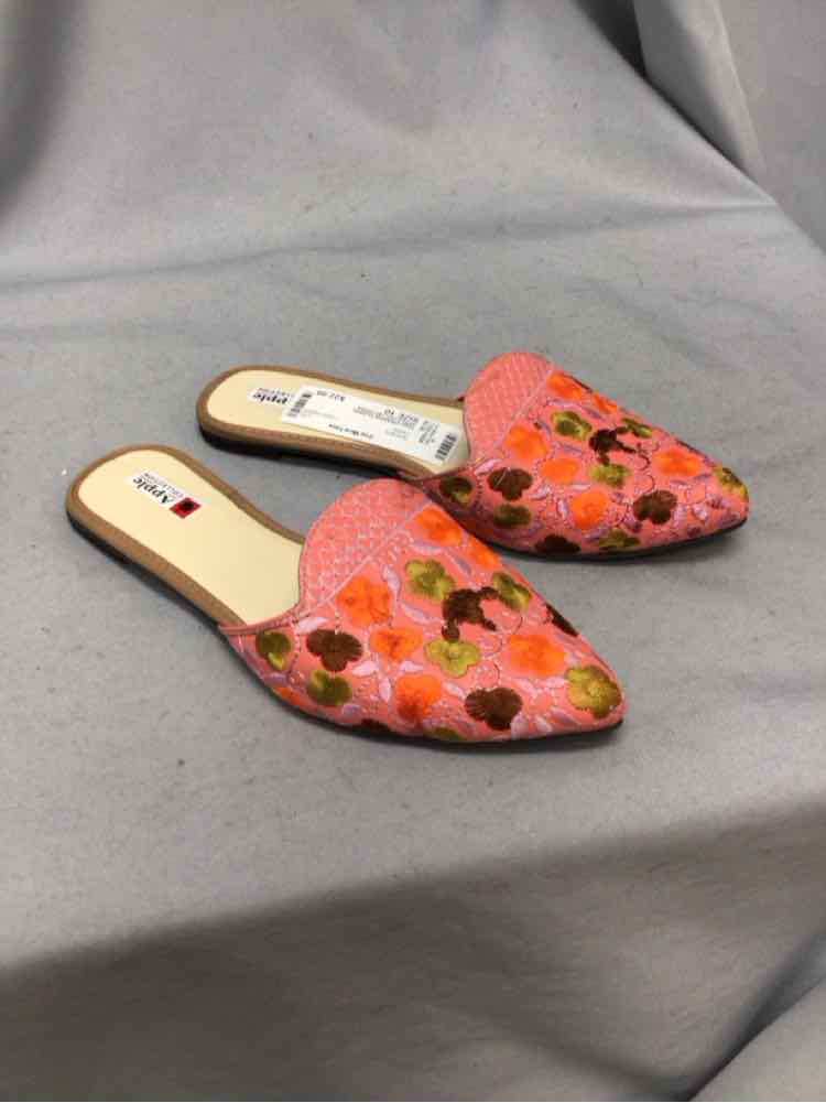 APPLE COLLECTIONS SIZE 10 Ladies SHOES