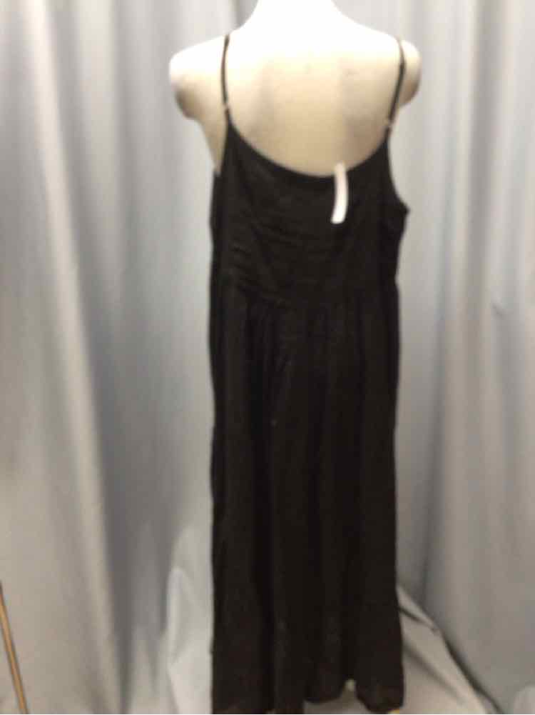 CP SHADES SIZE LARGE Ladies DRESS