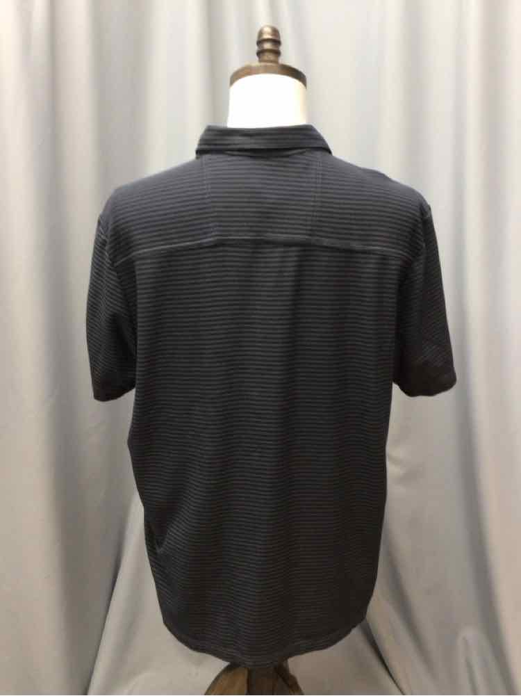 SIZE X LARGE TOMMY BAHAMA Men's SHIRTS