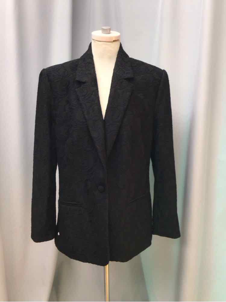 CHICOS SIZE 12 Ladies BLAZER