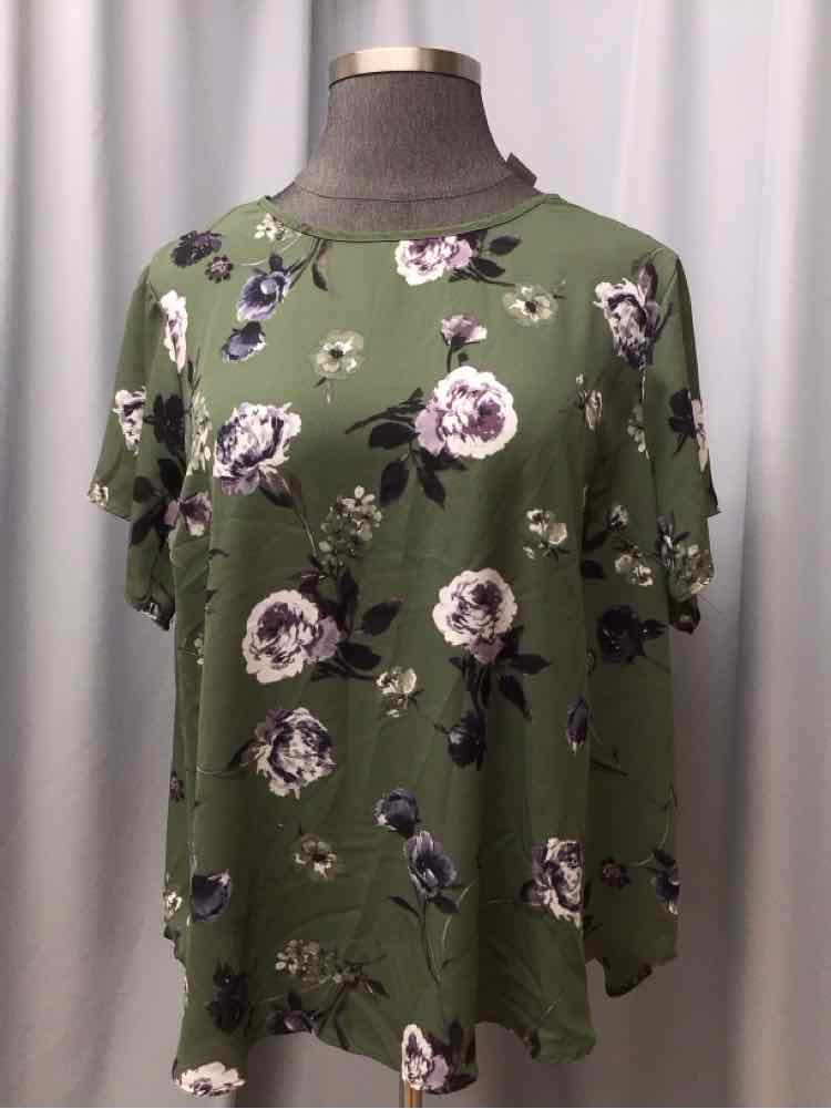 TORRID SIZE 3 X Ladies BLOUSE