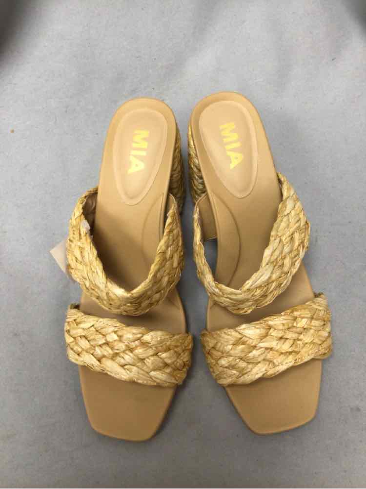 MIA SIZE 8 Ladies SHOES