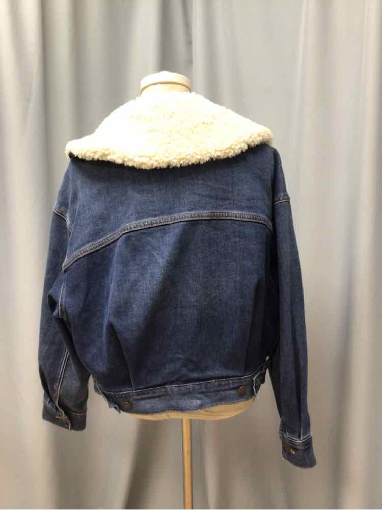 LEVI STRAUSS & CO SIZE SMALL Ladies JACKET