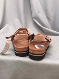 REEF SIZE 9 Ladies SHOES