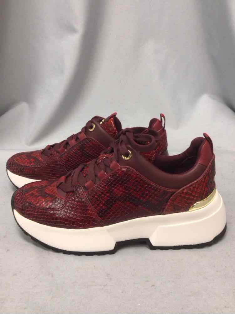 MICHAEL KORS SIZE 6 Ladies SHOES