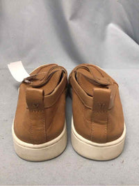 VIONIC SIZE 8 Ladies SHOES