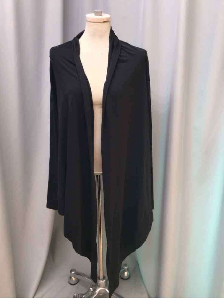 LULULEMON SIZE MEDIUM Ladies TOP