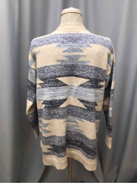 LUCKY SIZE LARGE Ladies TOP