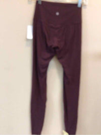 LULULEMON SIZE 4 Ladies EXERCISE