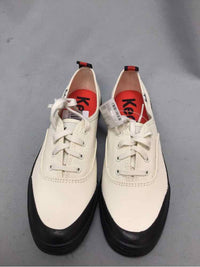 KEDS SIZE 6 1/2 Ladies SHOES