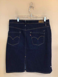 LEVI STRAUSS & CO SIZE 14 Ladies SKIRT