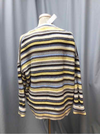 ABERCROMBIE & FITCH SIZE LARGE Ladies TOP