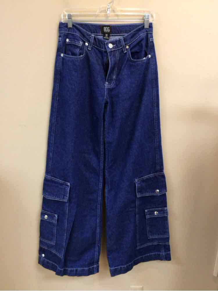 BDG SIZE 26 Ladies JEANS
