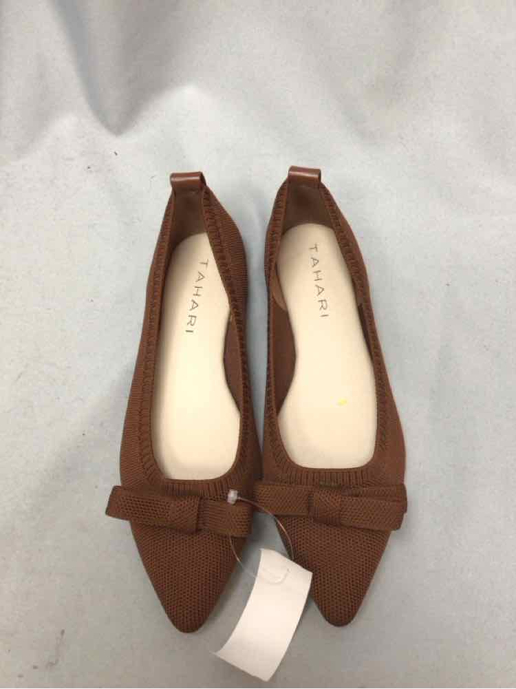 TAHARI SIZE 8 1/2 Ladies SHOES